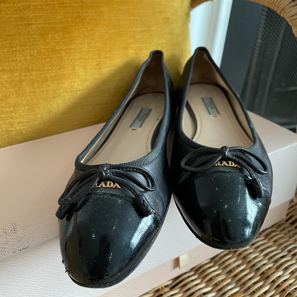 Beautiful PRADA flats